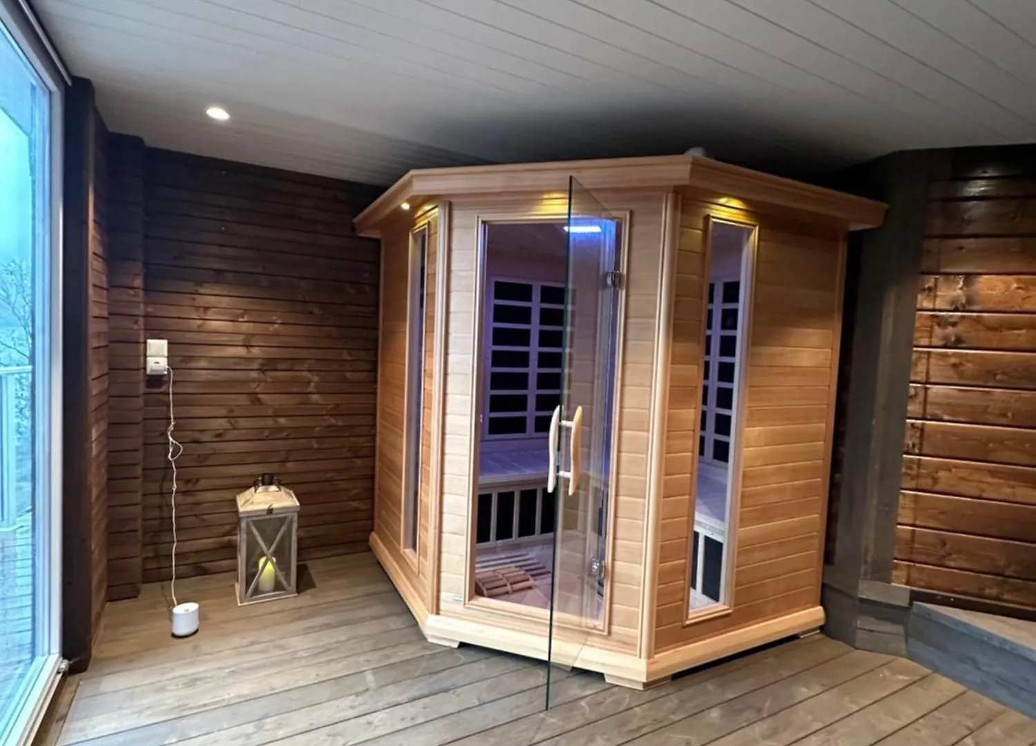 Villa Arboretet: Seaside Retreat with Private Pool & Sauna in Bergen