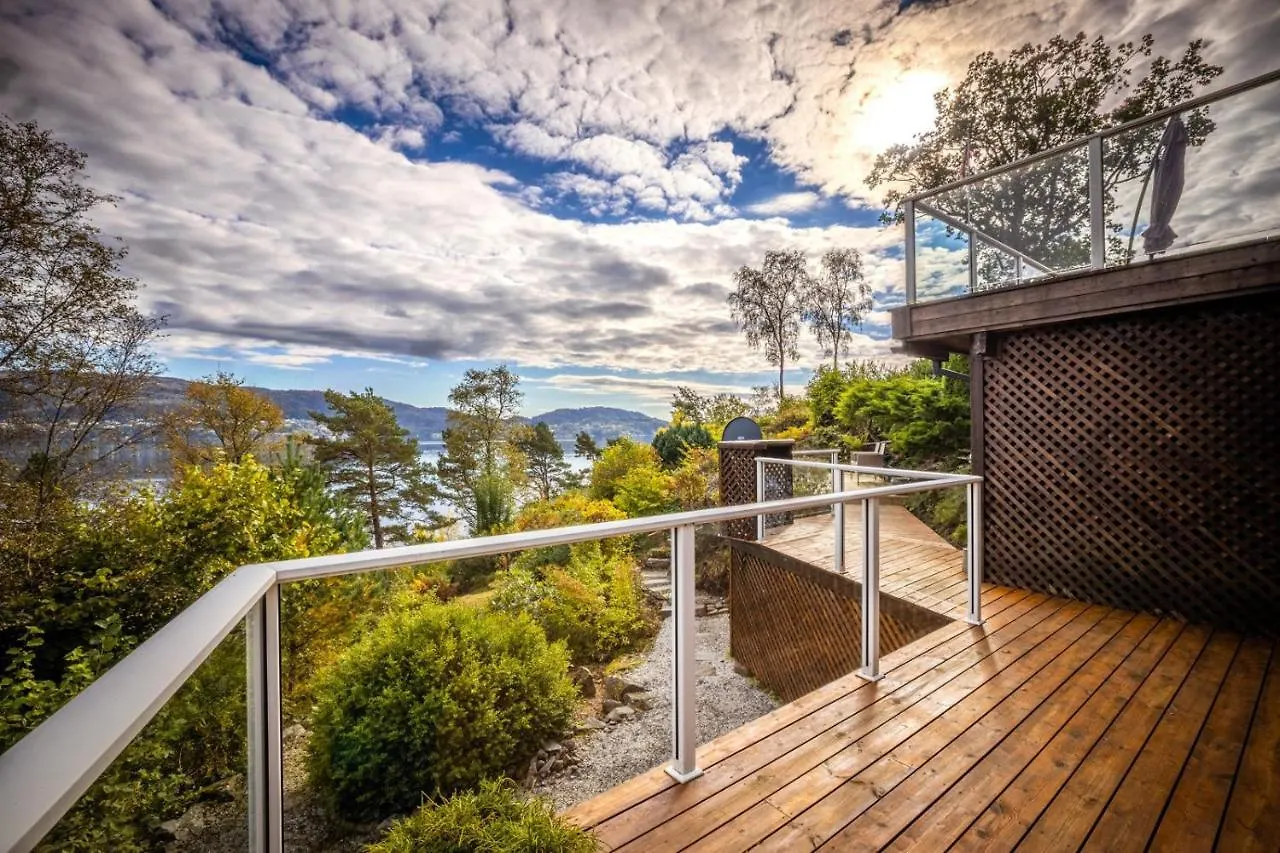 Villa Arboretet - Seaside Villa With Private Pool & Infrared Sauna In The Heart Of Arboretet, Bergen 0*,  Norvegia