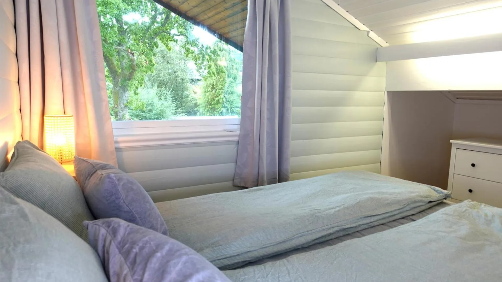 Villa Arboretet - Seaside Villa With Private Pool & Infrared Sauna In The Heart Of Arboretet, Bergen